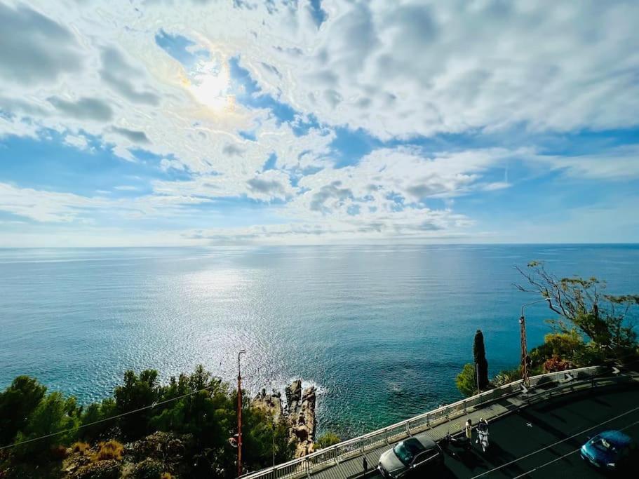 Suite Sunset 21 - Fronte Mare Sanremo Exterior foto